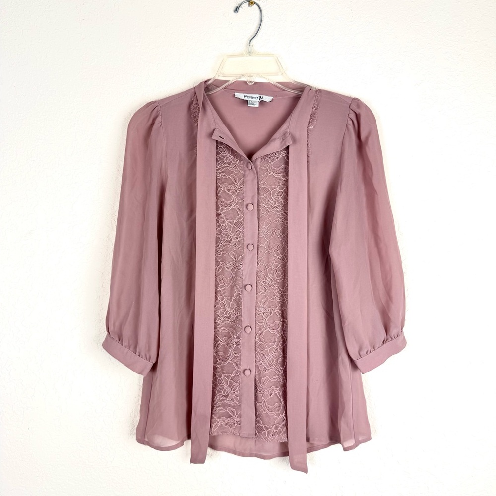 Women's Mauve Lace Blouse Small